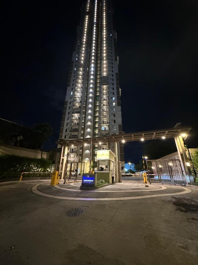 Celandine Residence In Quezon City Caloocan Экстерьер фото